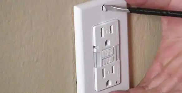 gfc outlets service securing and mounting ground fault circuit interrupter outlet by certified electricians in New Orleans, LA