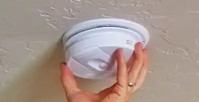 Smoke detector installation service ensuring home safety in New Orleans, LA